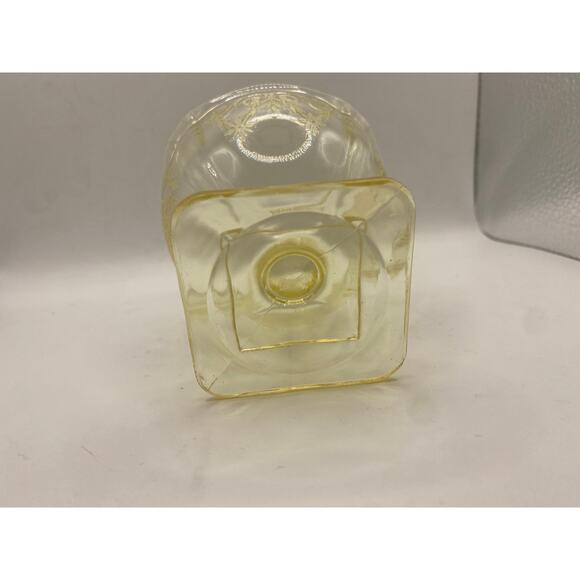 Vintage Yellow Depression Glass by Indiana Glass - Champagne Sherbet Bowl - Picture 5 of 6